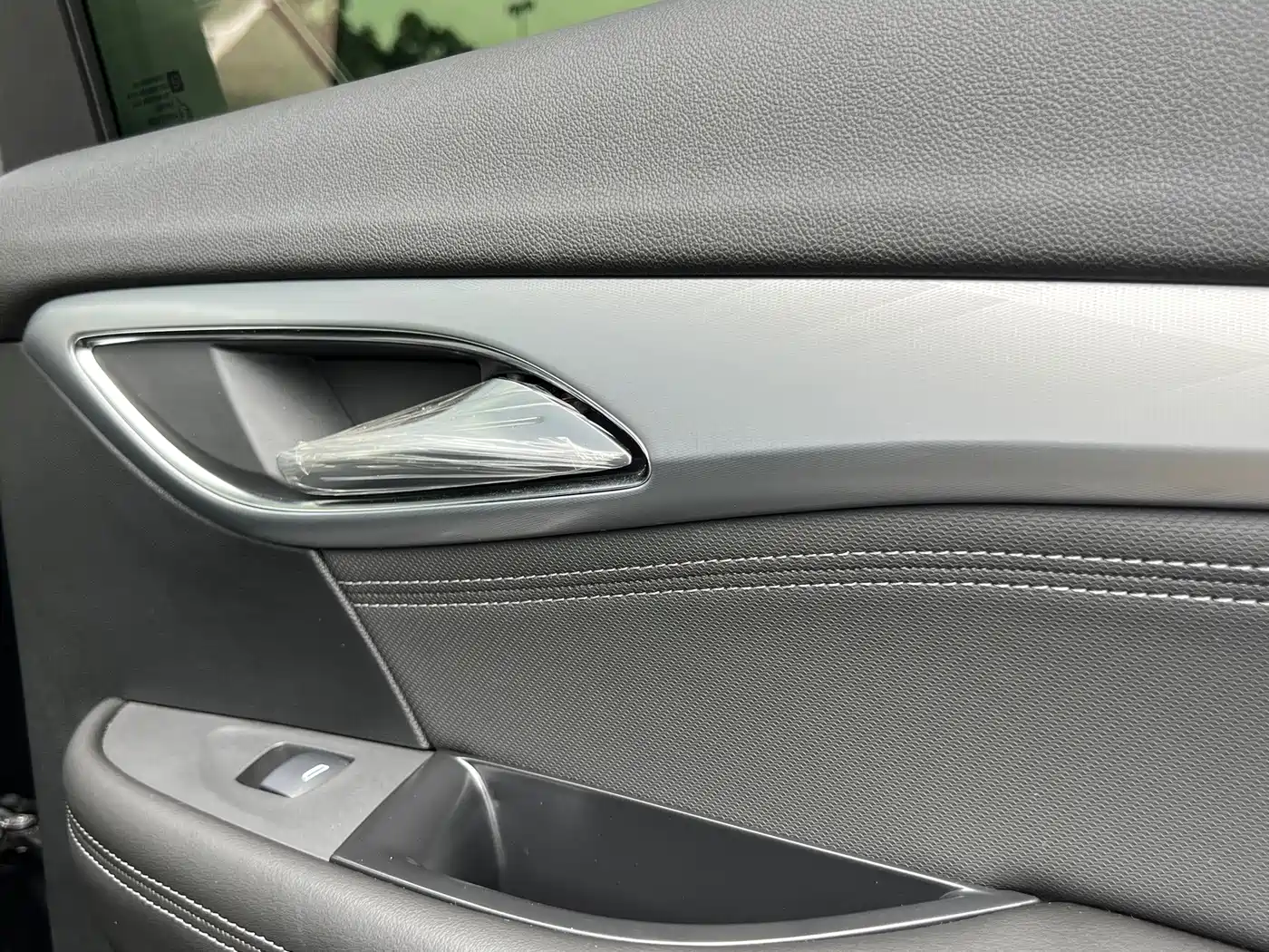 Buick Envision Plus 2024 2024 Envision Plus 28T 2WD Premium Edition