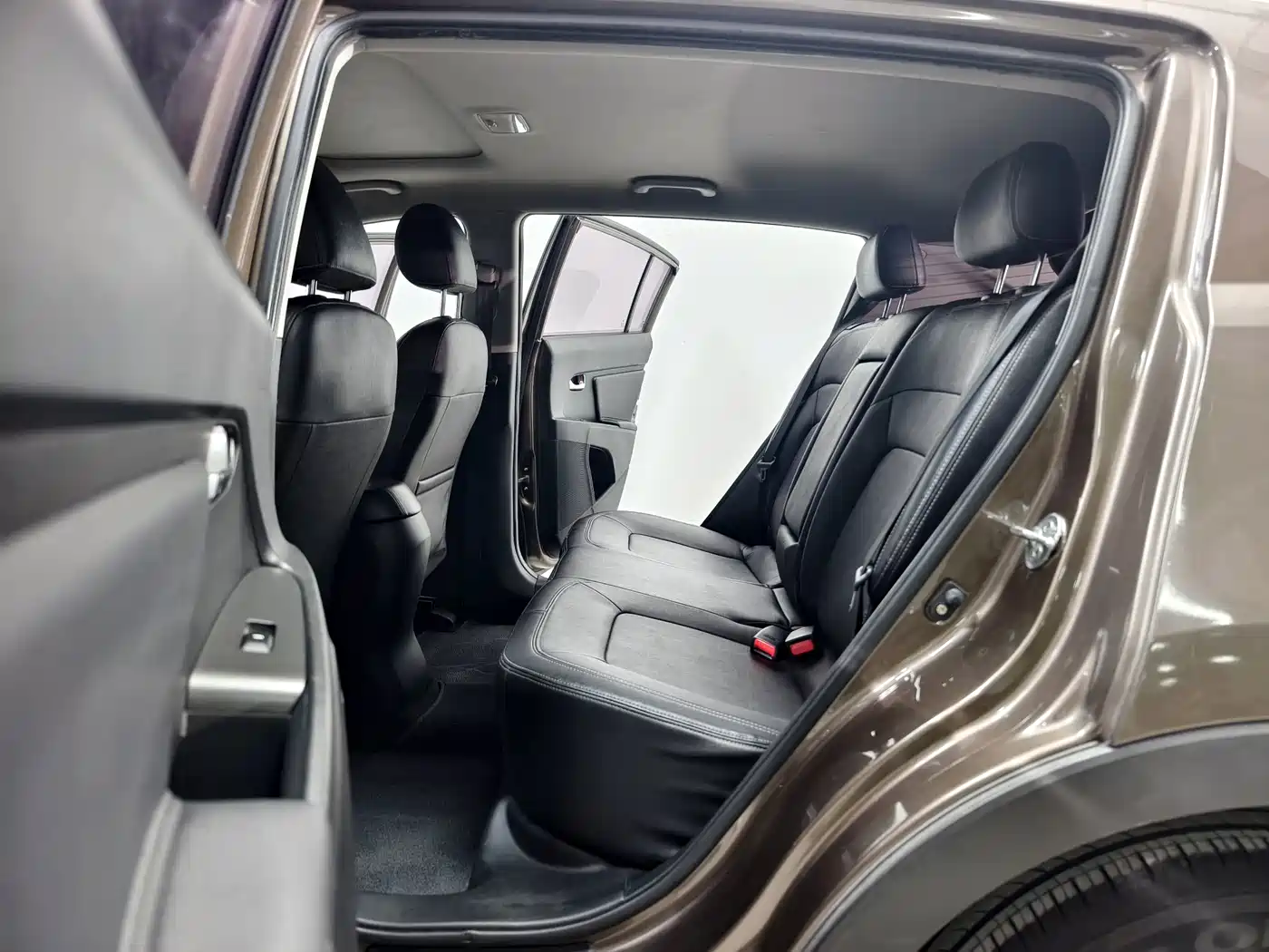 Фото 13 - Kia Sportage
