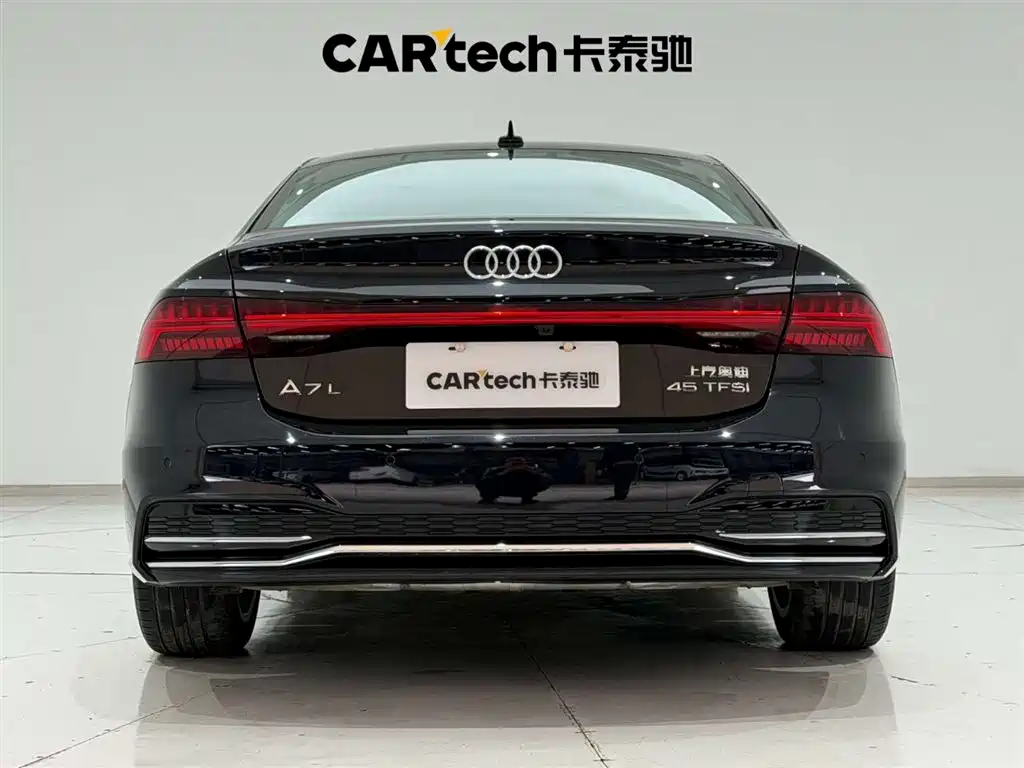 Audi A7L 2024 45TFSI S-line Dream Edition Crystal Package фото 9