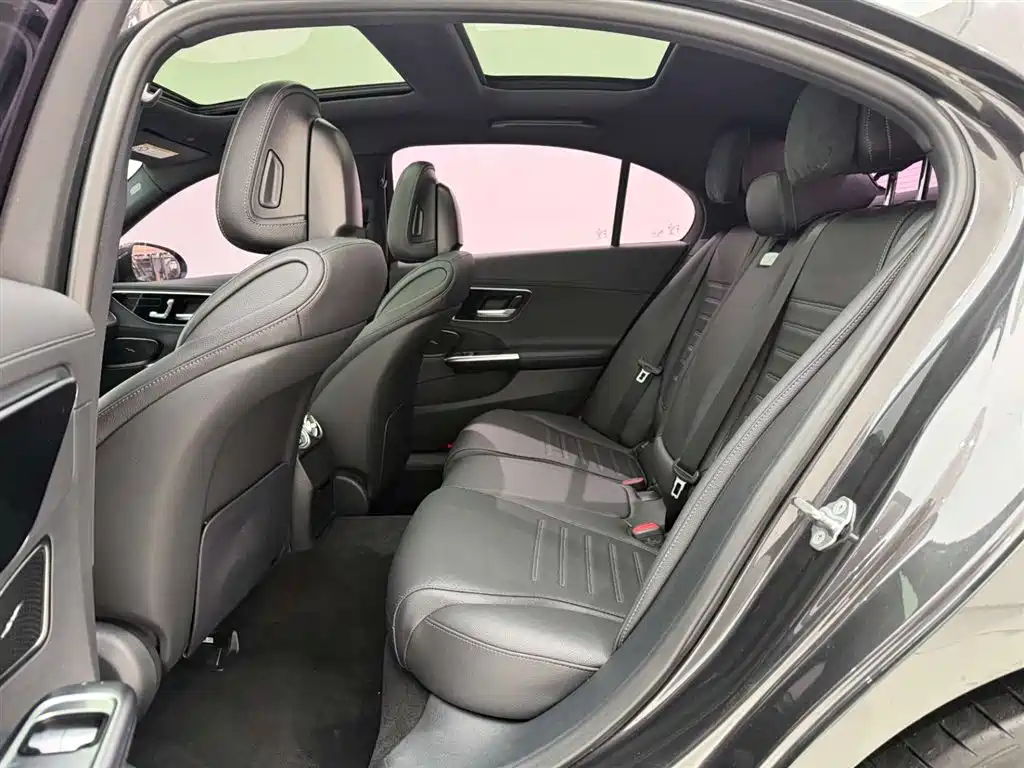 Mercedes-Benz C-Class 2023 C 260 L Sport фото 17