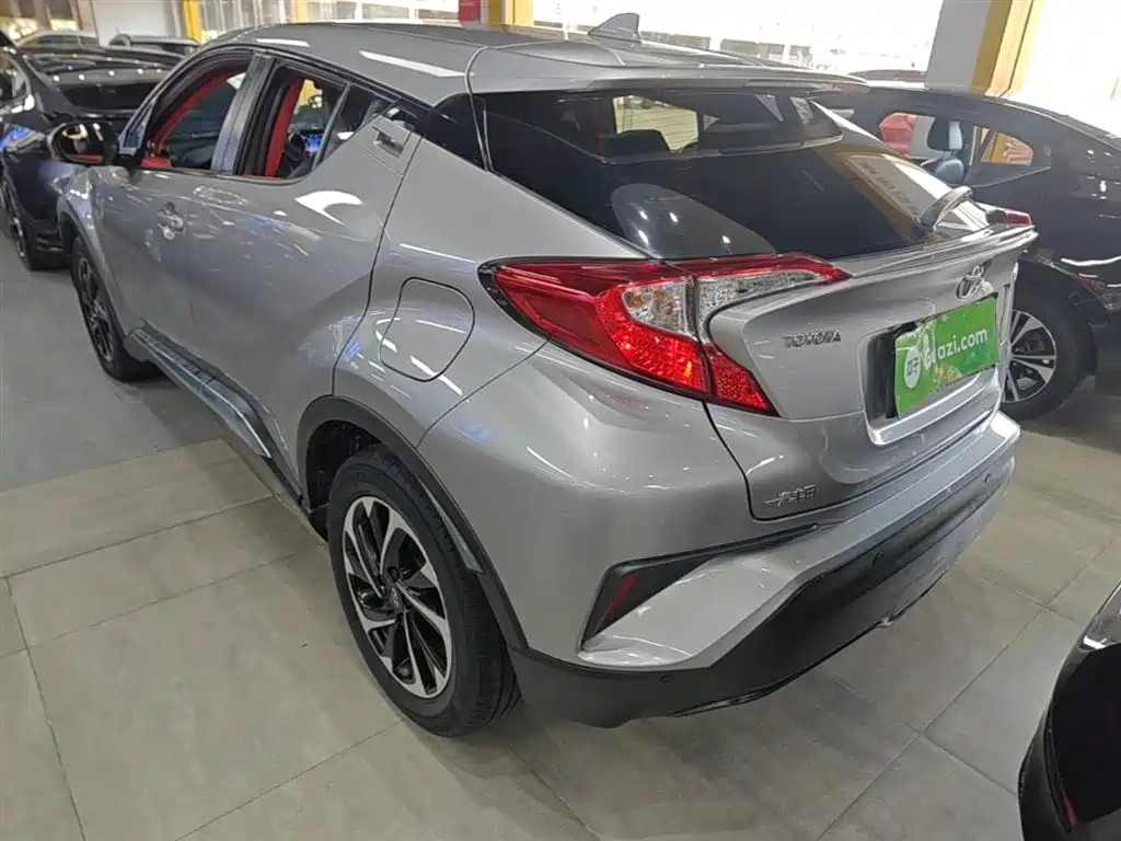 Toyota IZOA 2018 2.0L Yichi Edition China V фото 5