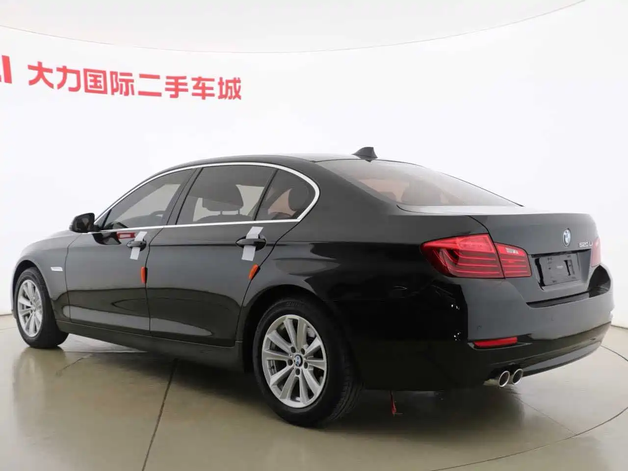 BMW 5 Series 2014 520Li Elegance фото 16