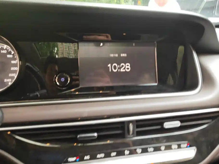 GAC Trumpchi Trumpchi M6 2019 270T DCT Premium Edition (7-seater) (China VI) фото 13