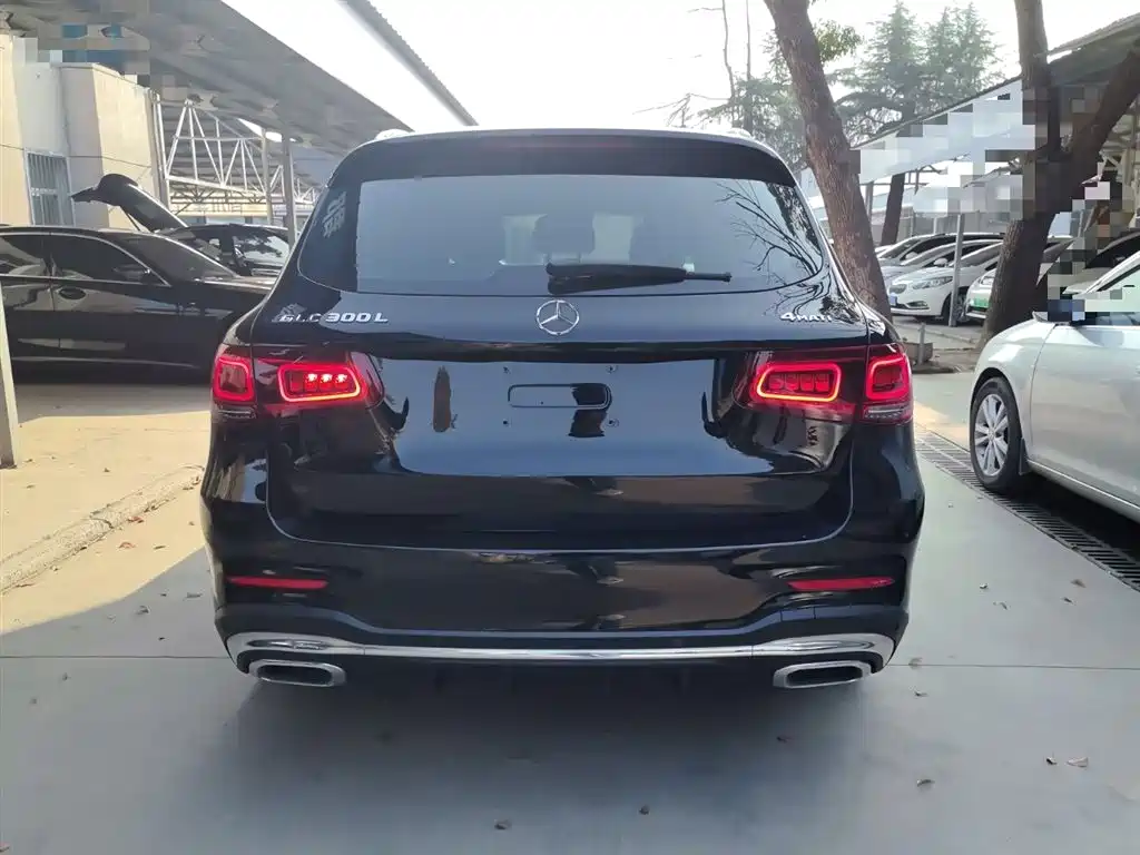Mercedes-Benz GLC 2020 Facelift GLC 300 L 4MATIC Dynamic фото 4