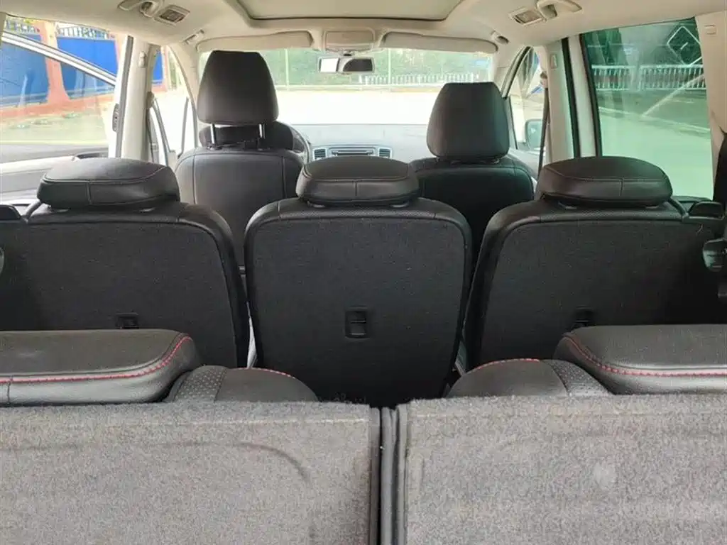 Volkswagen Sharan 2012 2.0TSI Comfort Euro IV фото 5