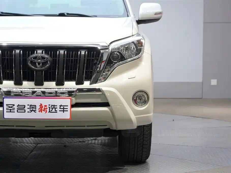 Toyota Prado 2016 2.7L Auto Luxury Edition фото 4