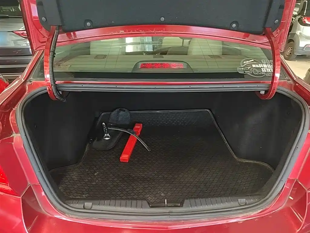 Chevrolet Cruze 2015 1.5L Classic SE AT фото 19