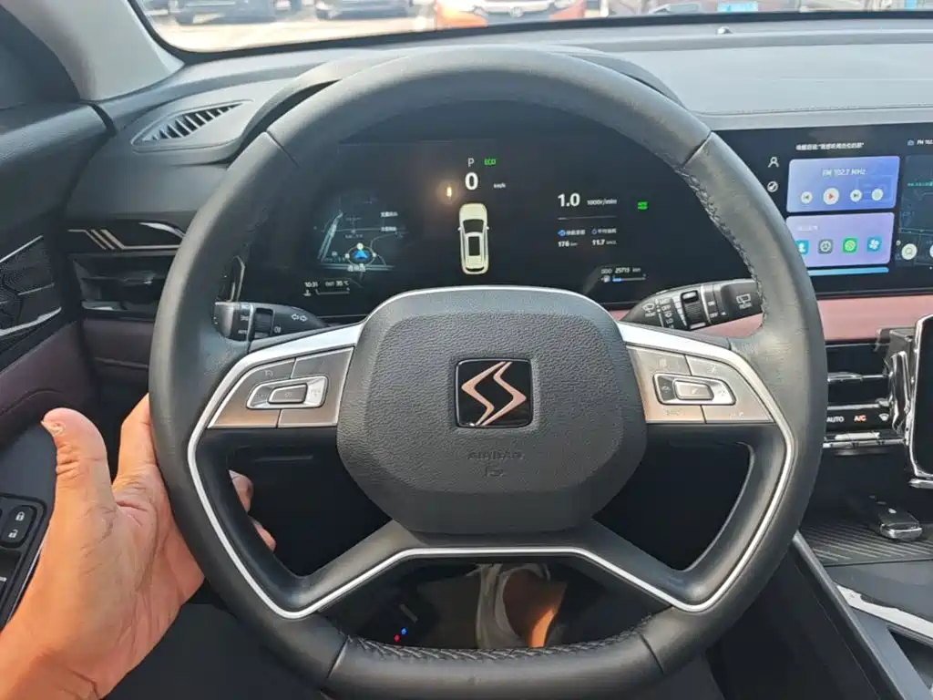 Sehol X8 PLUS 2023 2023 1.5TGDI DCT Smart Enjoyment Edition (7-seater)