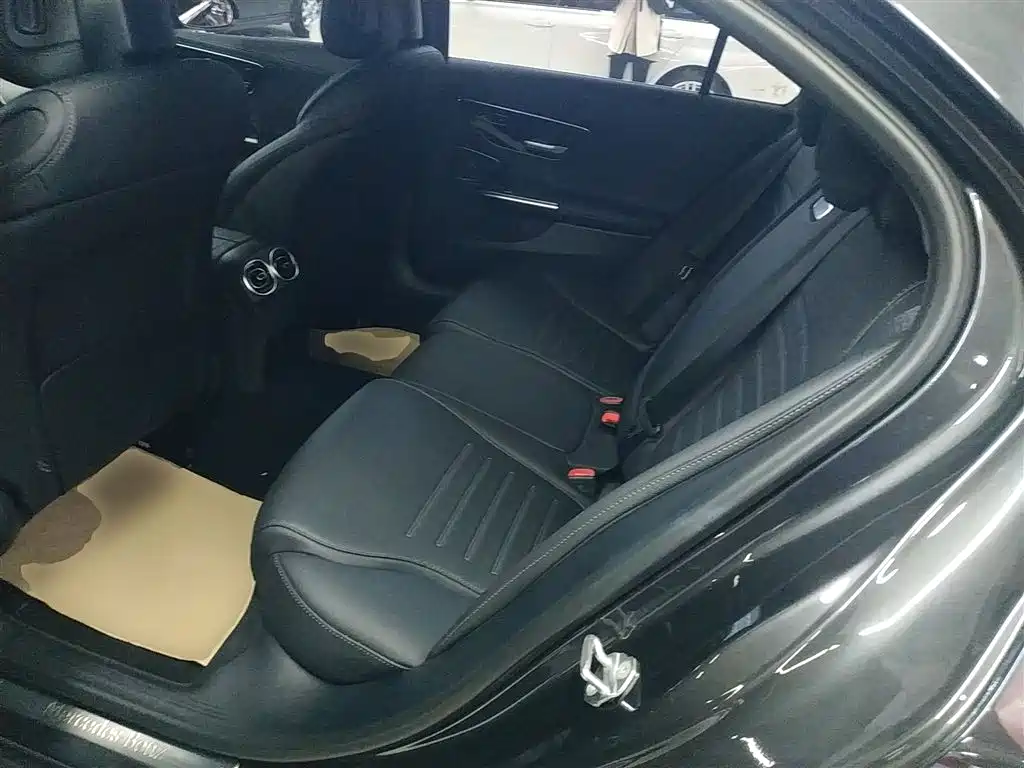 Mercedes-Benz C-Class 2023 C 200 L Sport фото 13
