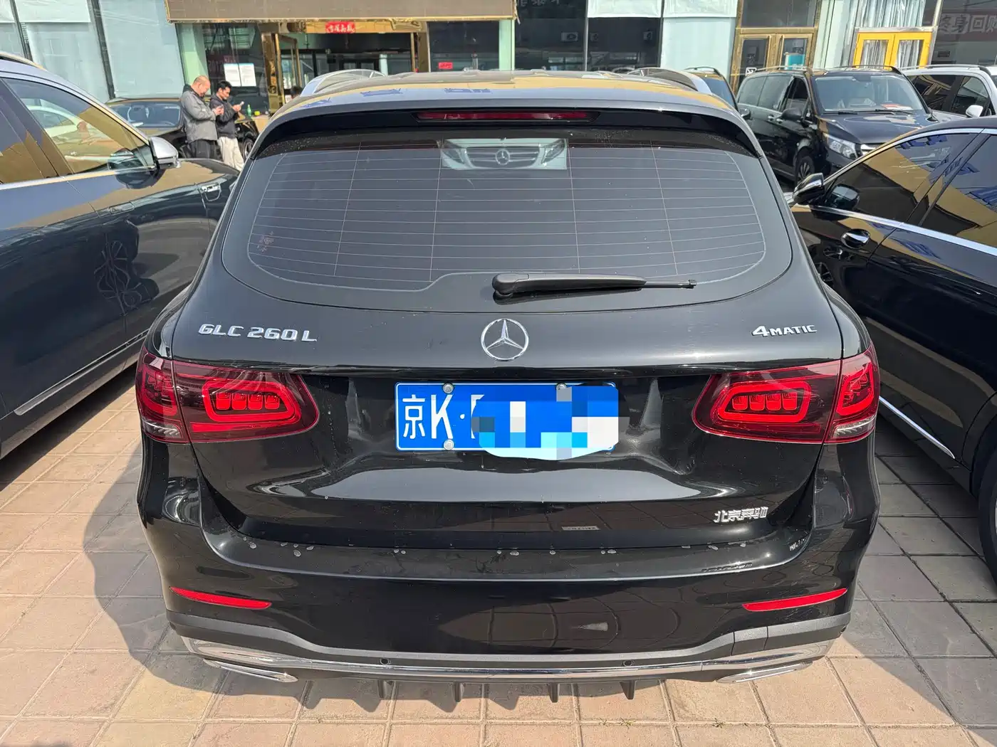 MERCEDES-BENZ GLC