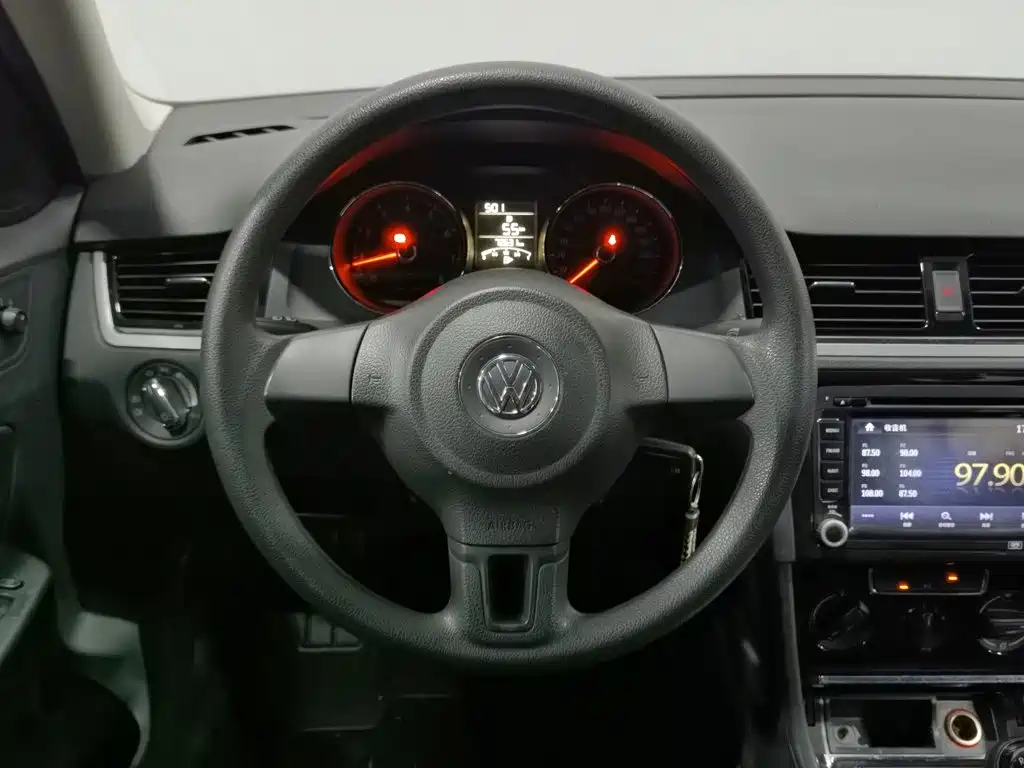 Volkswagen Bora 2013 2013 1.6L Manual Fashion Model
