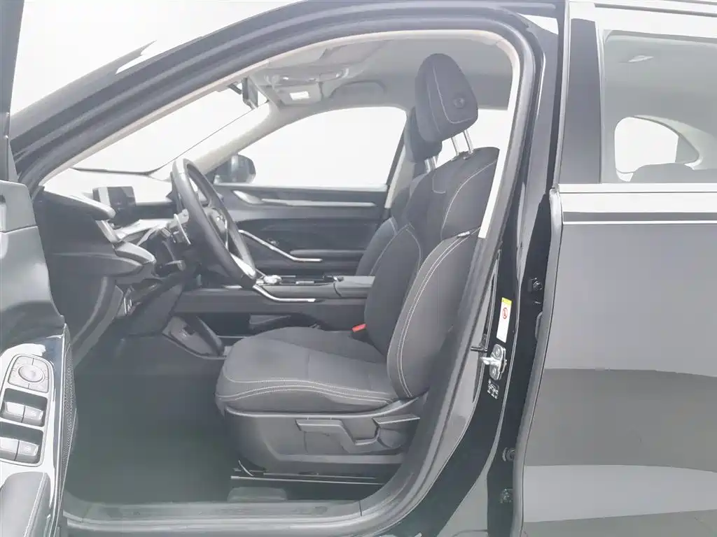 Фото 10 - Haval H6