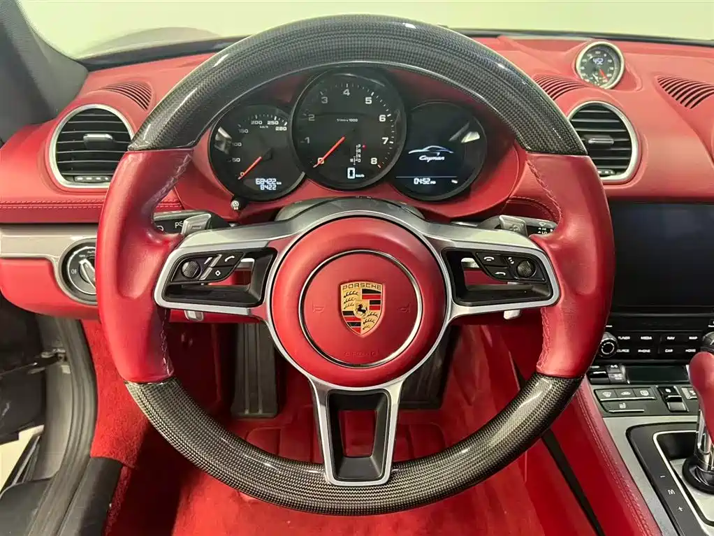 Porsche 718 2018 Cayman 2.0T фото 12