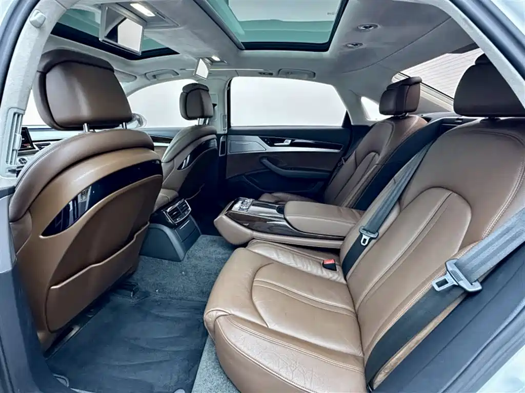 Audi A8 2014 A8L 45 TFSI quattro Comfort фото 13