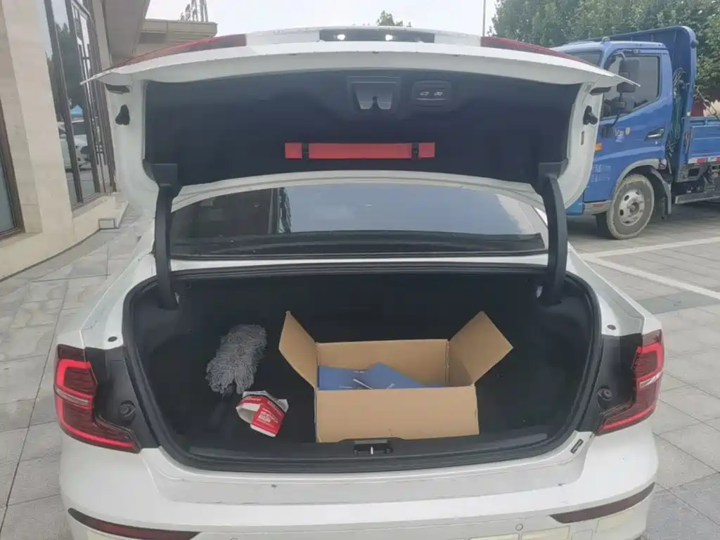 Volvo S60 2023 2023 B4 Smart Vision Luxury Edition