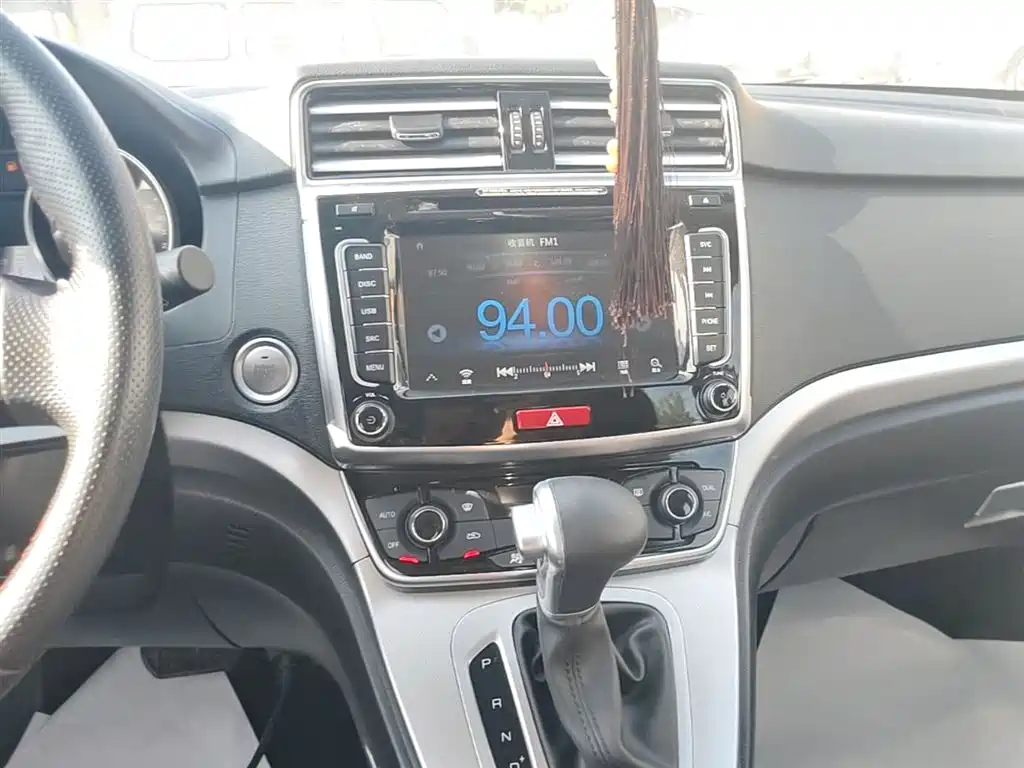 Haval M6 2018 1.5T DCT 2WD Elite фото 13