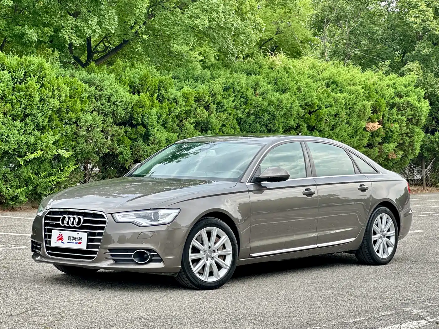 Photo 1 - Audi A6L