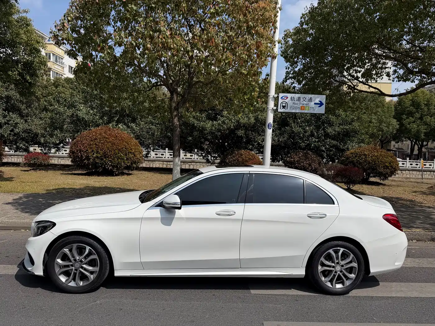 Mercedes-Benz C-Class 2016 C 180 L Sport фото 6
