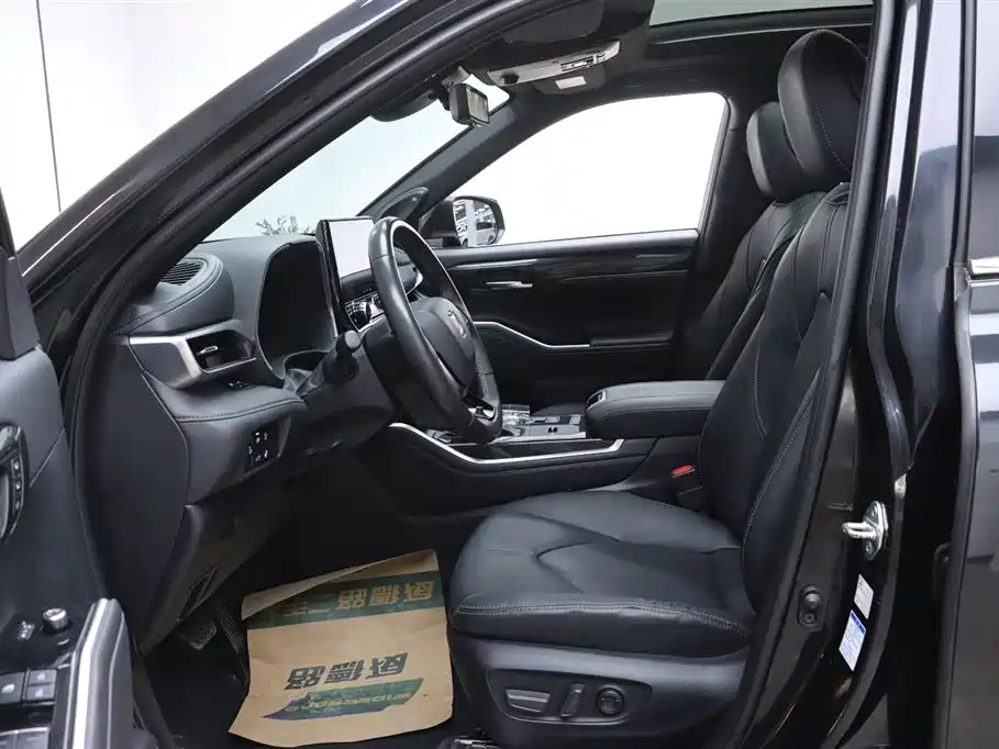 Toyota Crown Kluger 2021 2.5L HEV AWD Flagship Edition фото 15