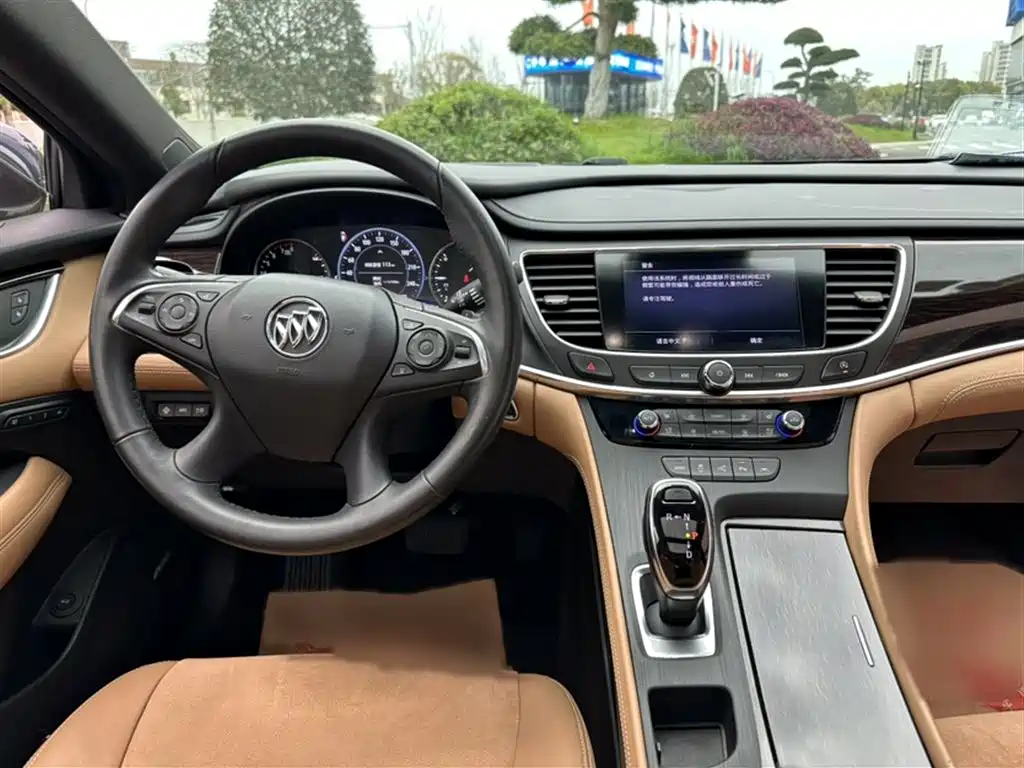 Buick LaCrosse 2019 28T Premium Model фото 14