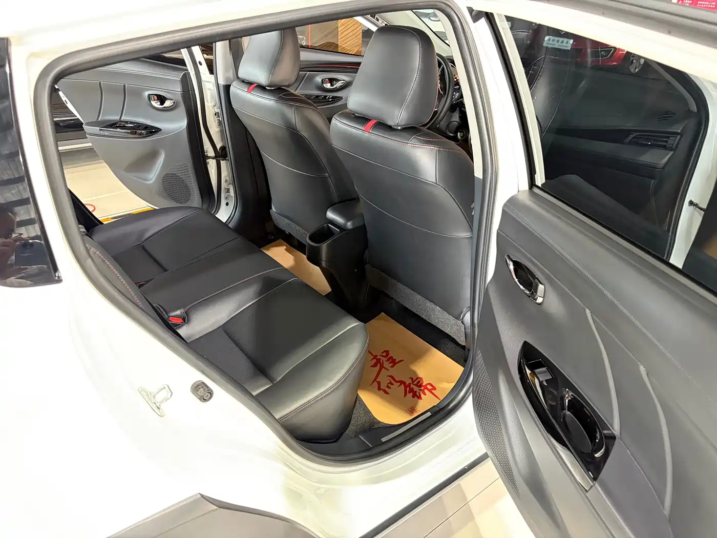 Toyota Yaris, миниатюра 13