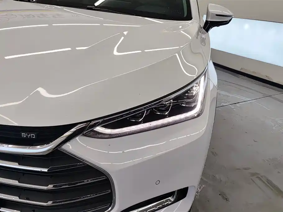 BYD TANG