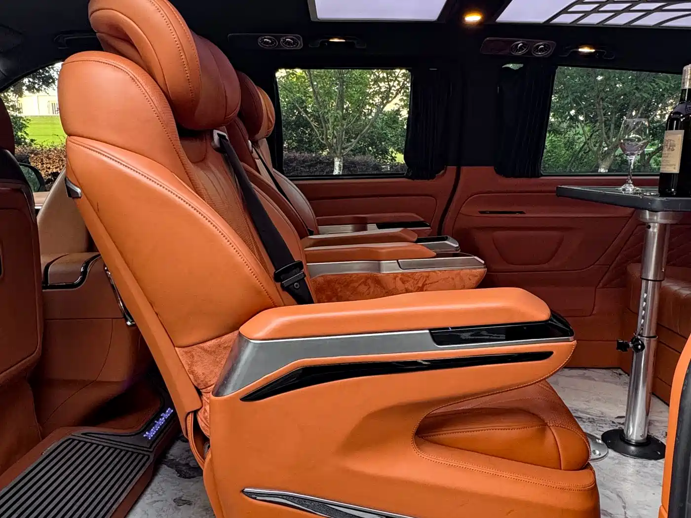 Mercedes-Benz Vito 2021 2.0T Business Edition 7-seater фото 28