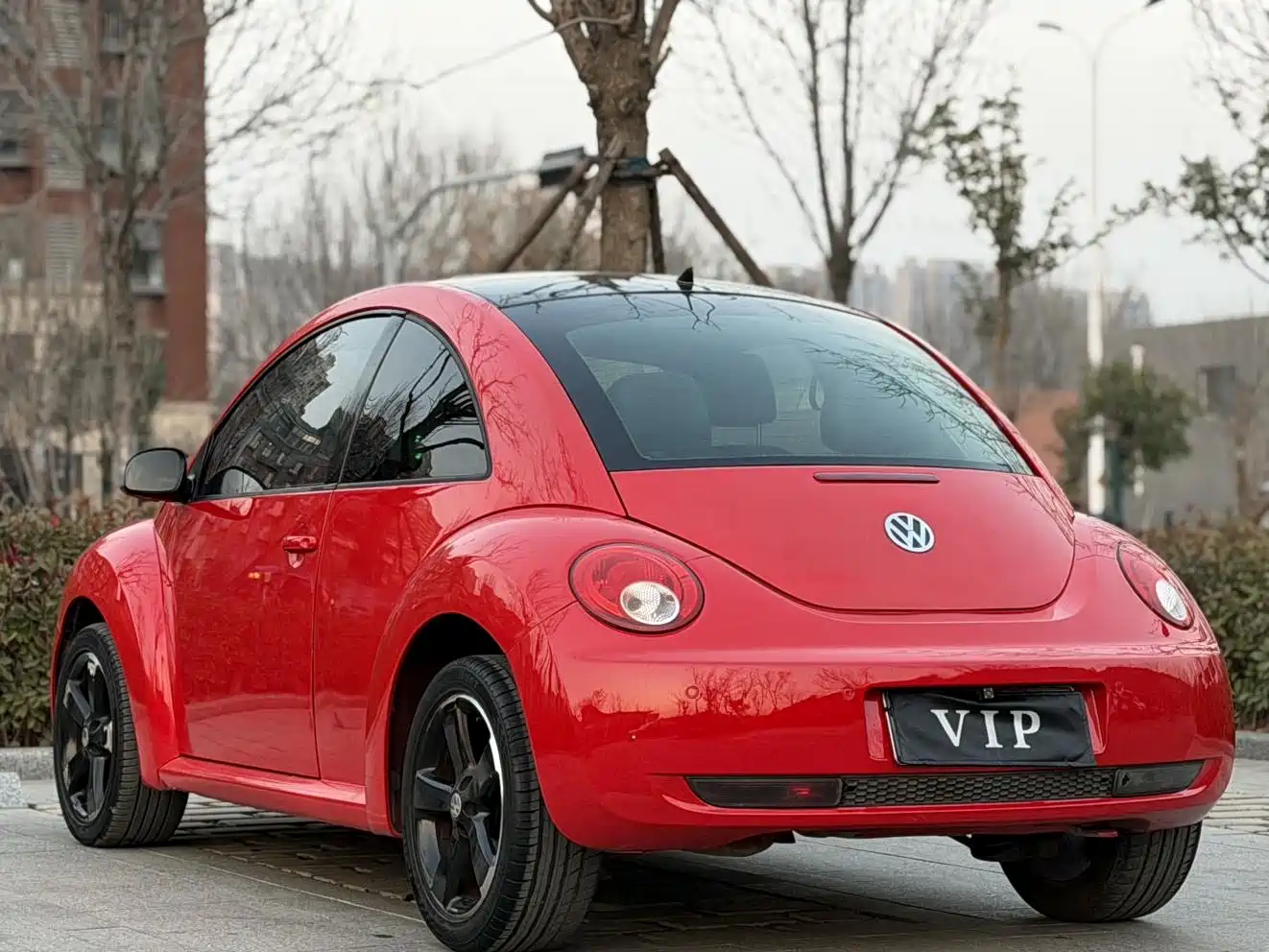 Volkswagen Beetle 2010 2010 Model 2.0 BlackOrange Comfort Edition