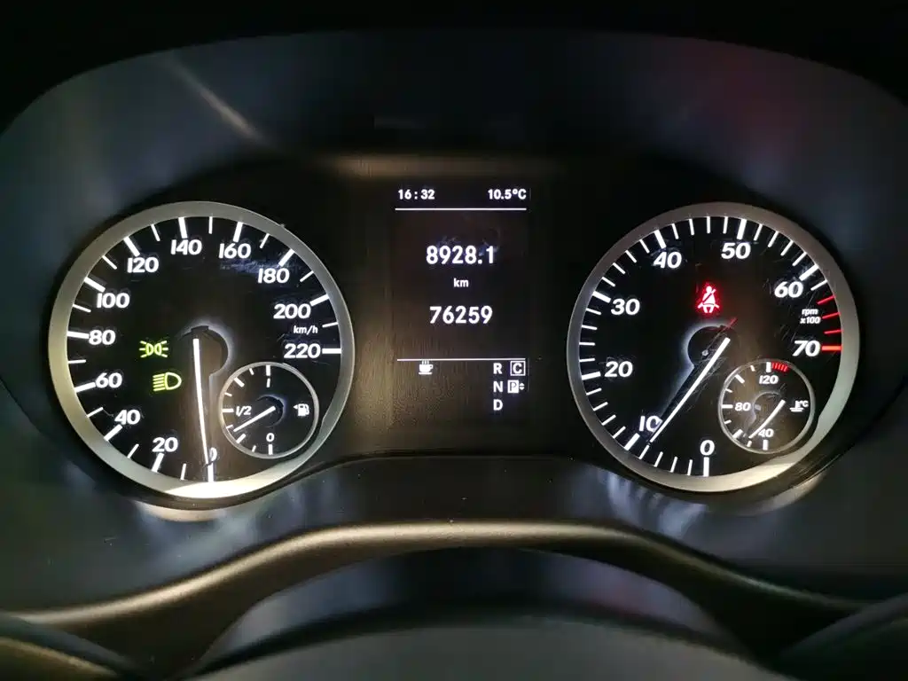 Mercedes-Benz Vito 2016 2.0T Elite Edition фото 6
