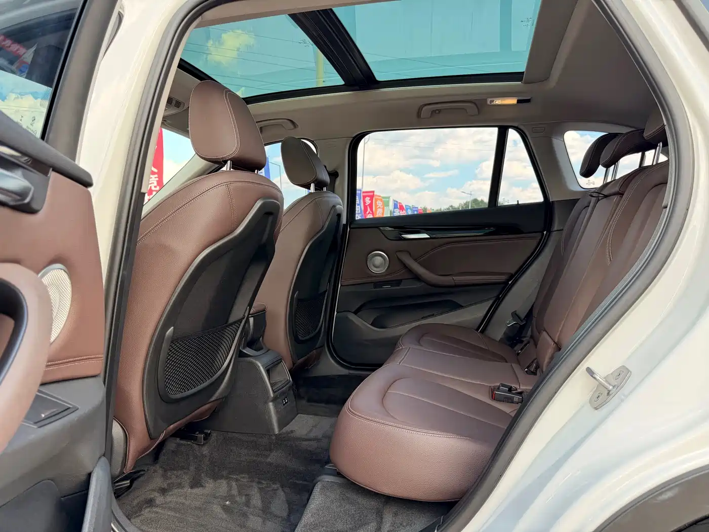 BMW X1 2022 sDrive20Li Premium фото 8