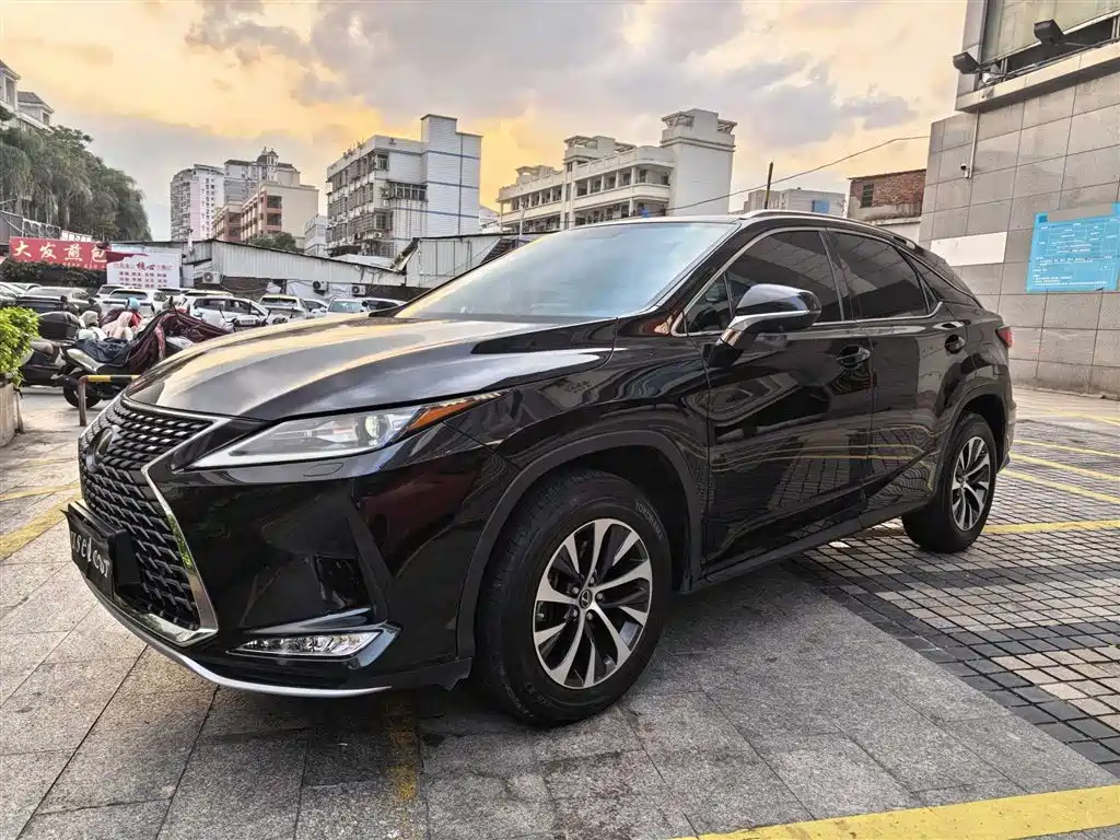 LEXUS RX
