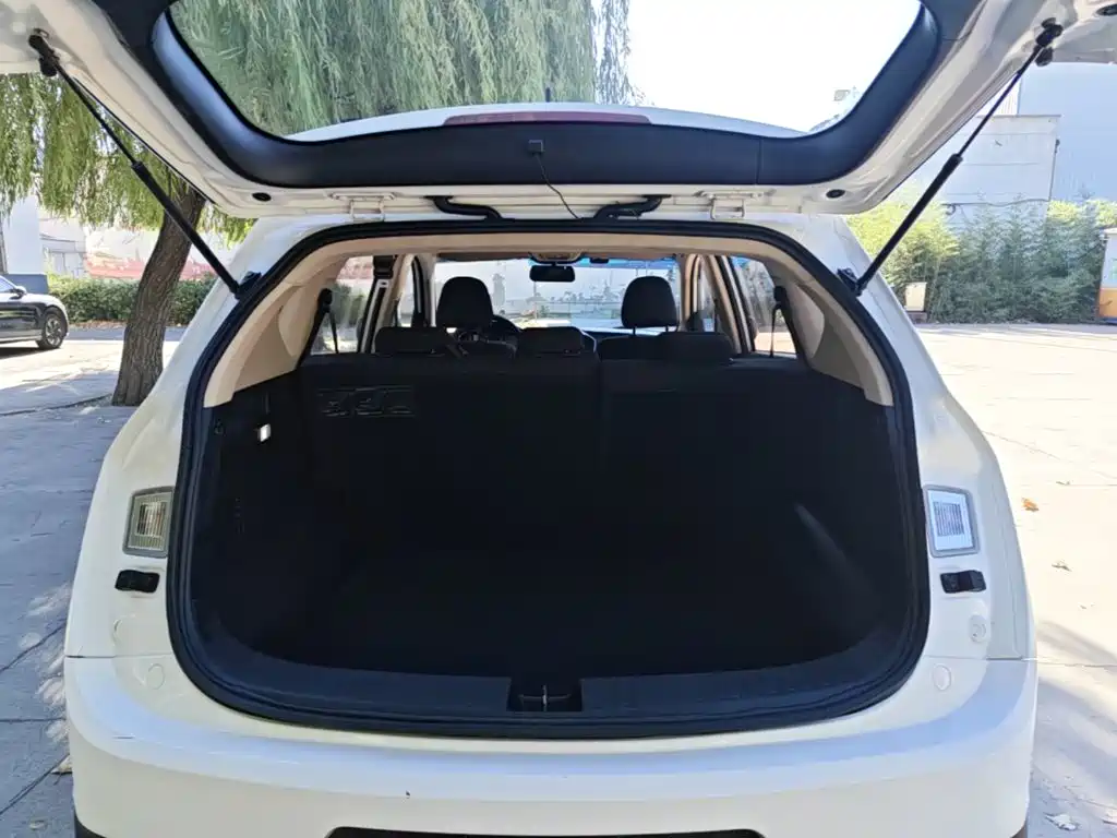 Baojun 560 2017 2016 1.8L Manual Value