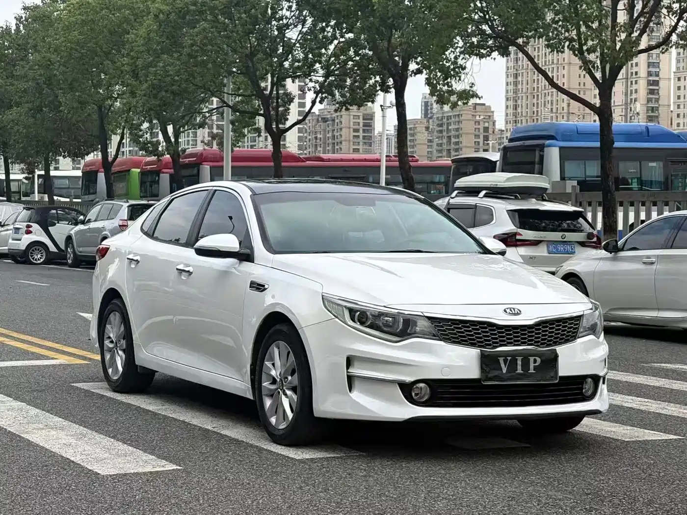 Photo 3 - Kia K5
