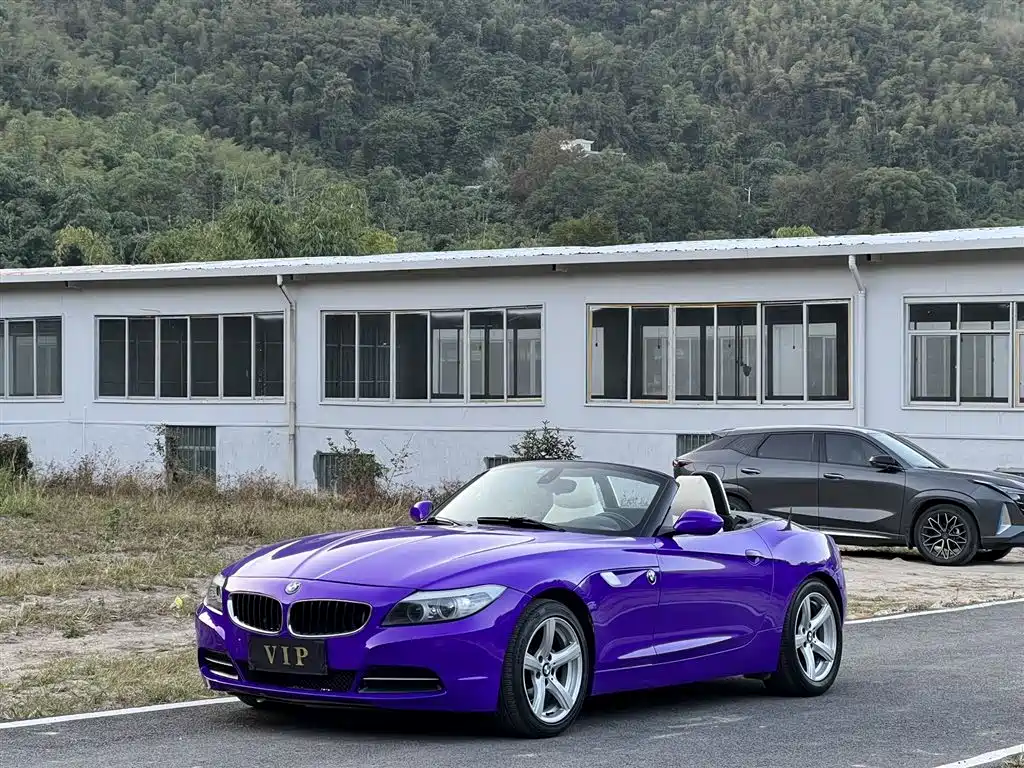 BMW Z4 2012 sDrive20i Leading фото 8
