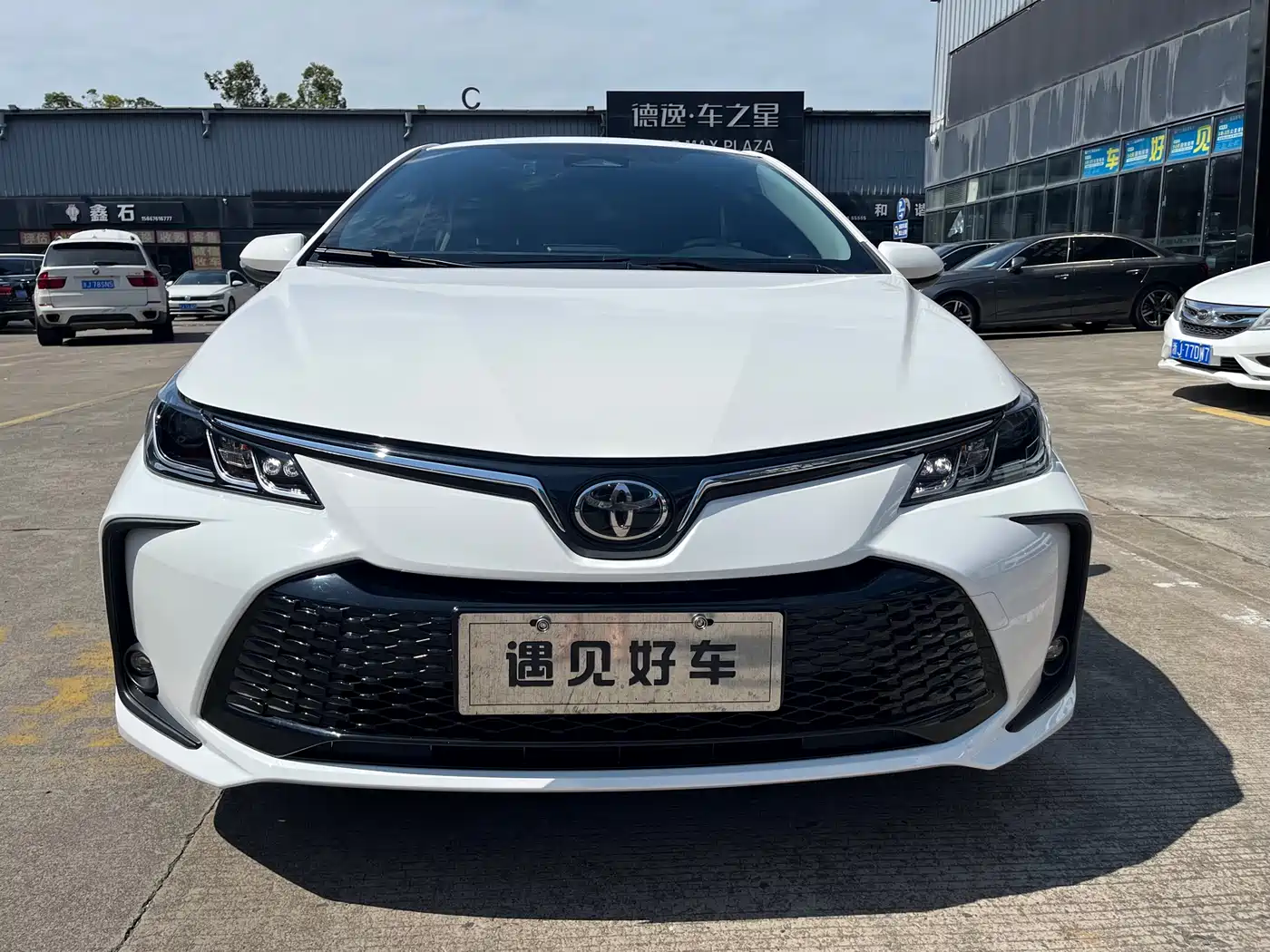 Toyota Corolla 2024 Model 1.8L Smart Hybrid Elite Edition фото 2