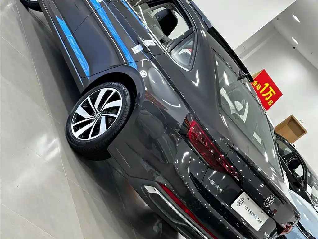 Photo 23 - Volkswagen Sagitar
