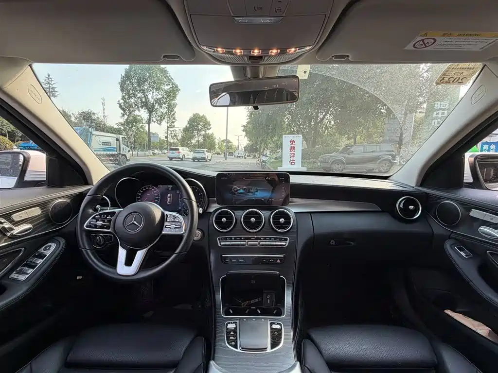 Mercedes-Benz C-Class 2019 C 260 L Sport фото 11