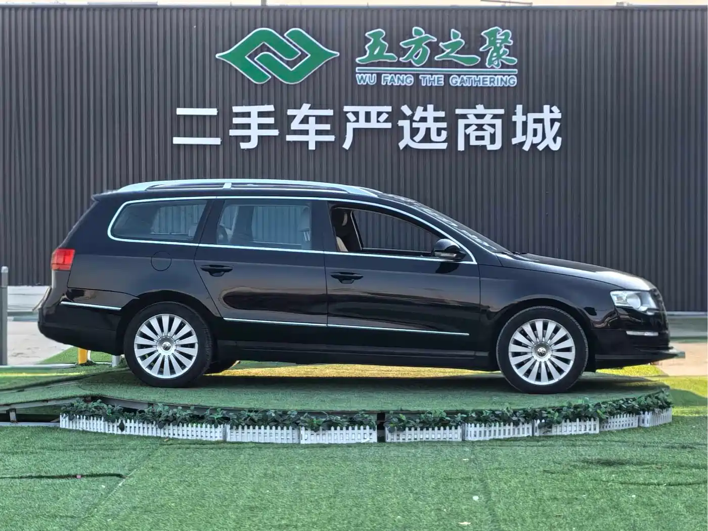 Volkswagen Passat 2011 2.0T Wagon Comfort фото 19