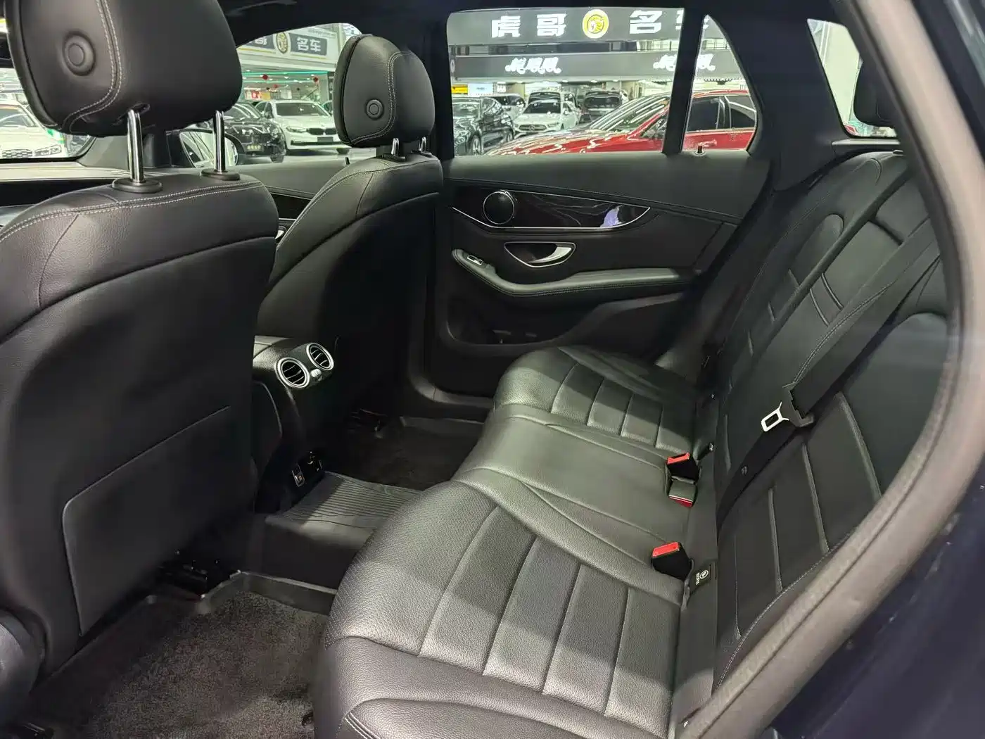 Mercedes-Benz GLC 2019 GLC 260 4MATIC Dynamic фото 6