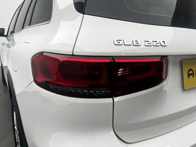 Mercedes-Benz GLB 2022 GLB 220 Dynamic фото 15