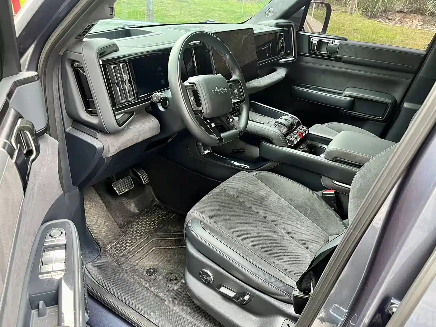 FANG CHENG BAO LEOPARD 5