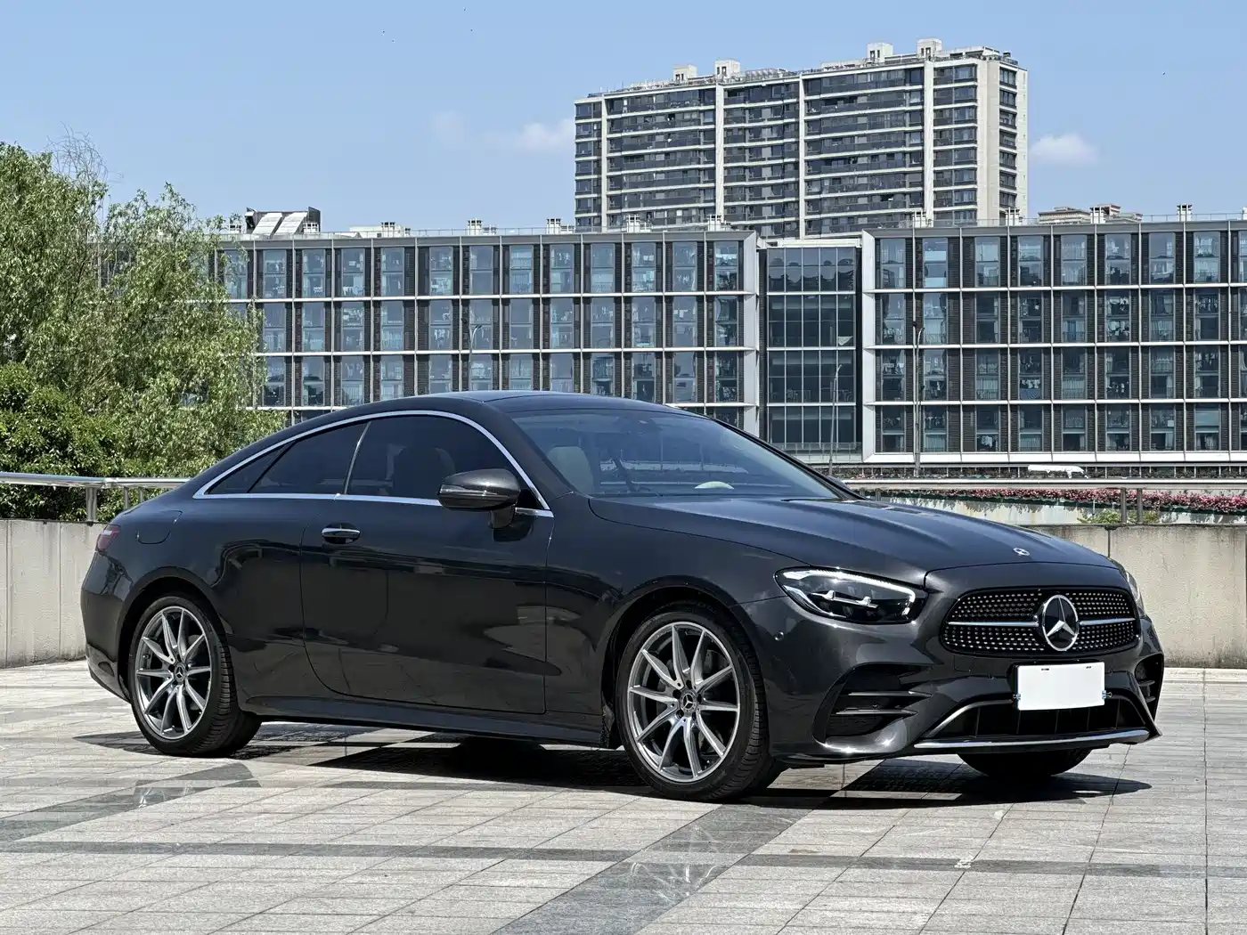 Mercedes-Benz E-Class (Import) 2023 Facelift E 260 Coupe фото 3