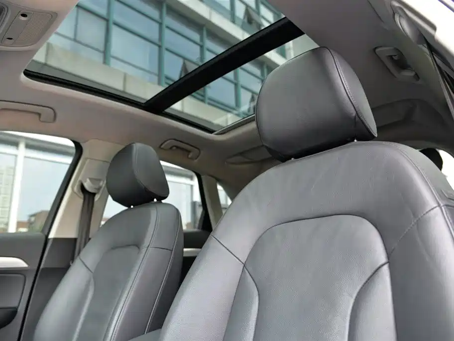 Audi Q3 2015 35 TFSI quattro Technology фото 10