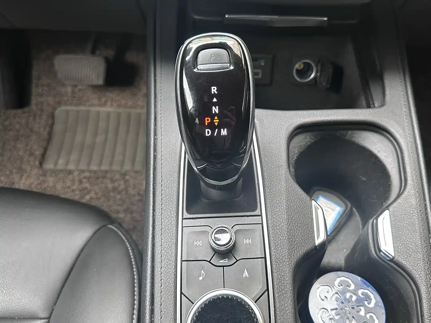 Cadillac XT4 2020 28T FWD Leading Trim фото 15