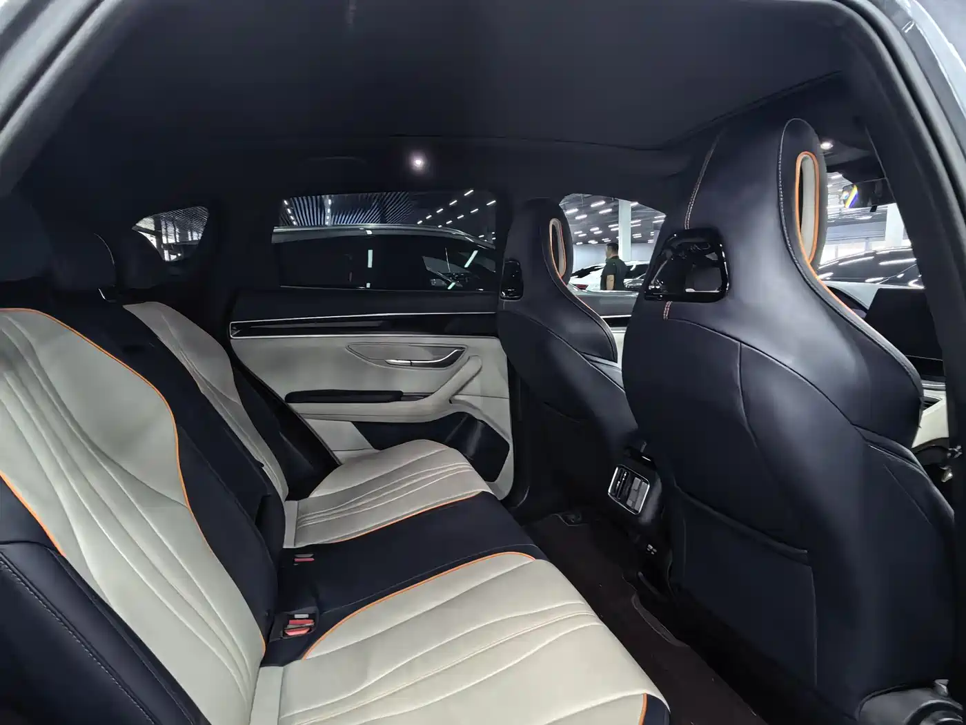 BYD Song PLUS PHEV 2023 Champion Edition DM-i 110KM Flagship фото 7