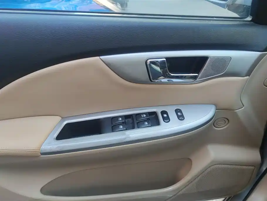 Buick Excelle 2013 1.5L Automatic Classic фото 7