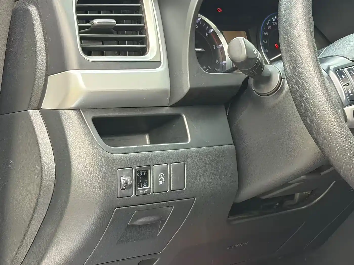 Toyota Highlander 2015 2.0T AWD Luxury Edition 7-seater фото 17