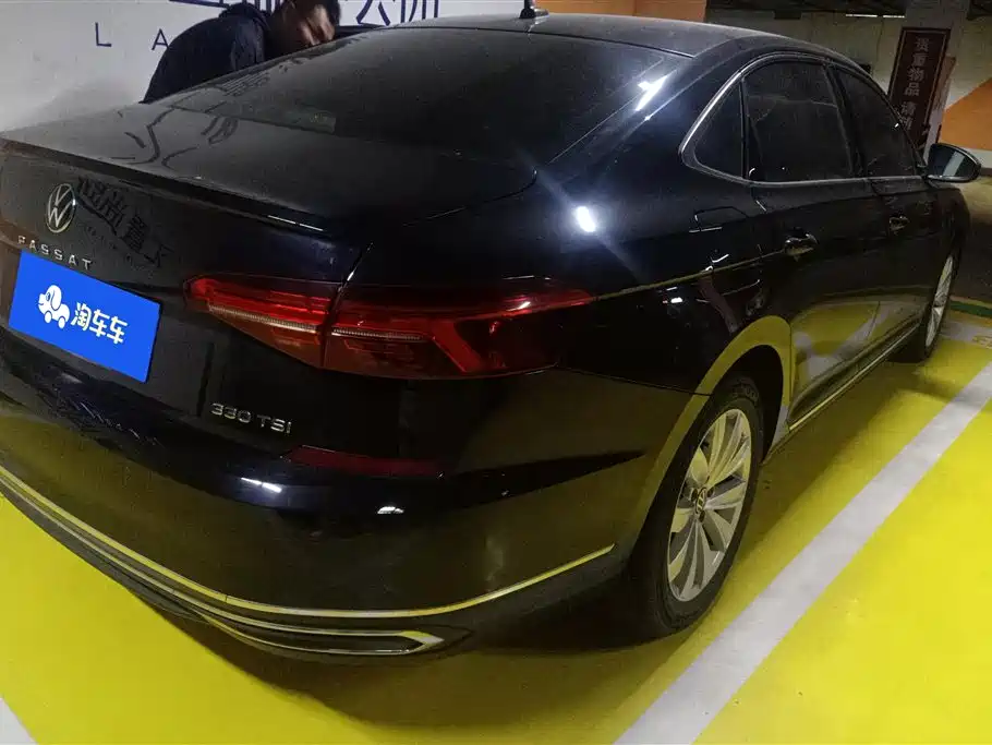 Volkswagen Passat 2021 Model 330TSI Elite Edition фото 3
