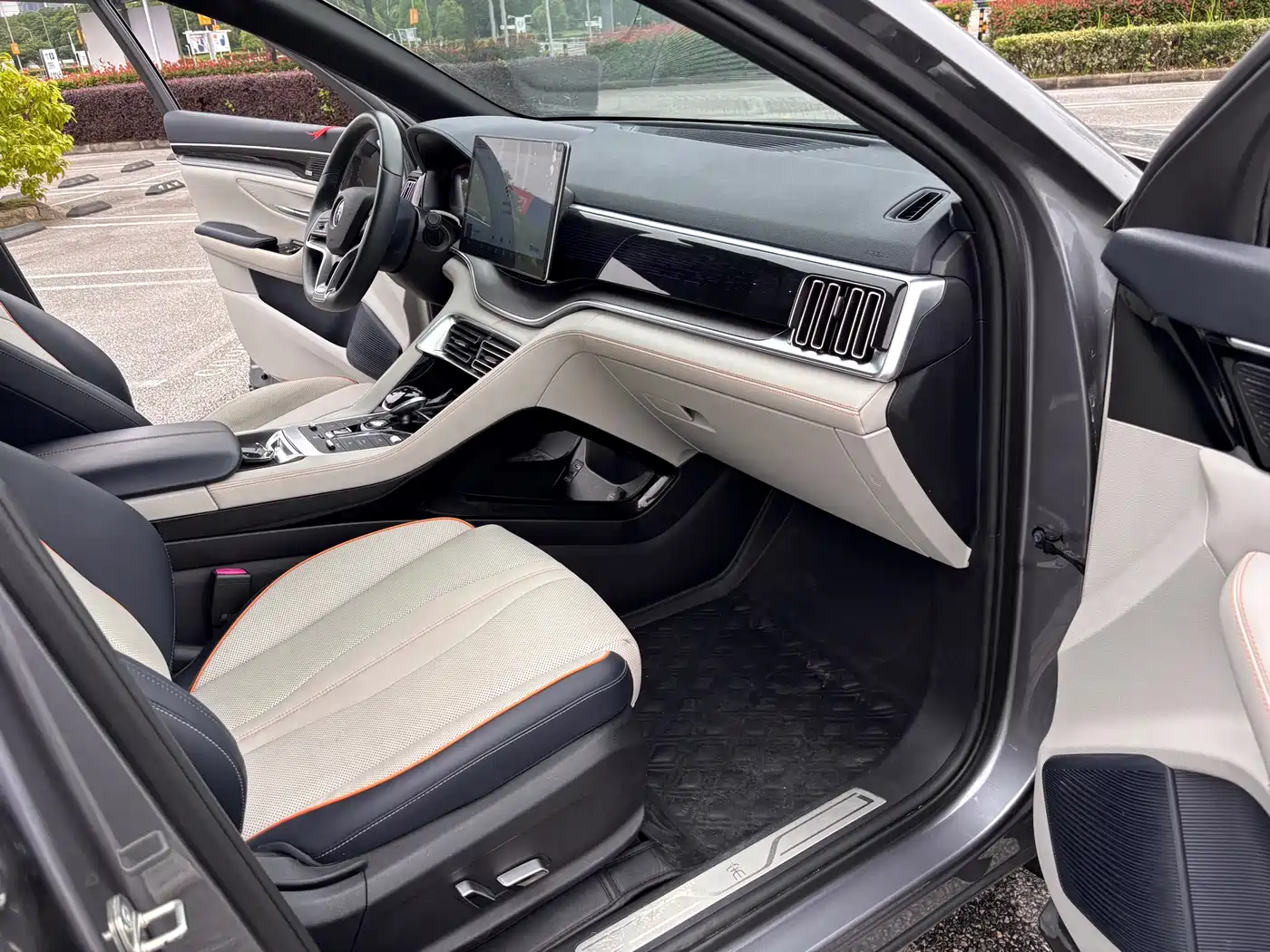 BYD Song PLUS PHEV 2021 EV Premium Model фото 15