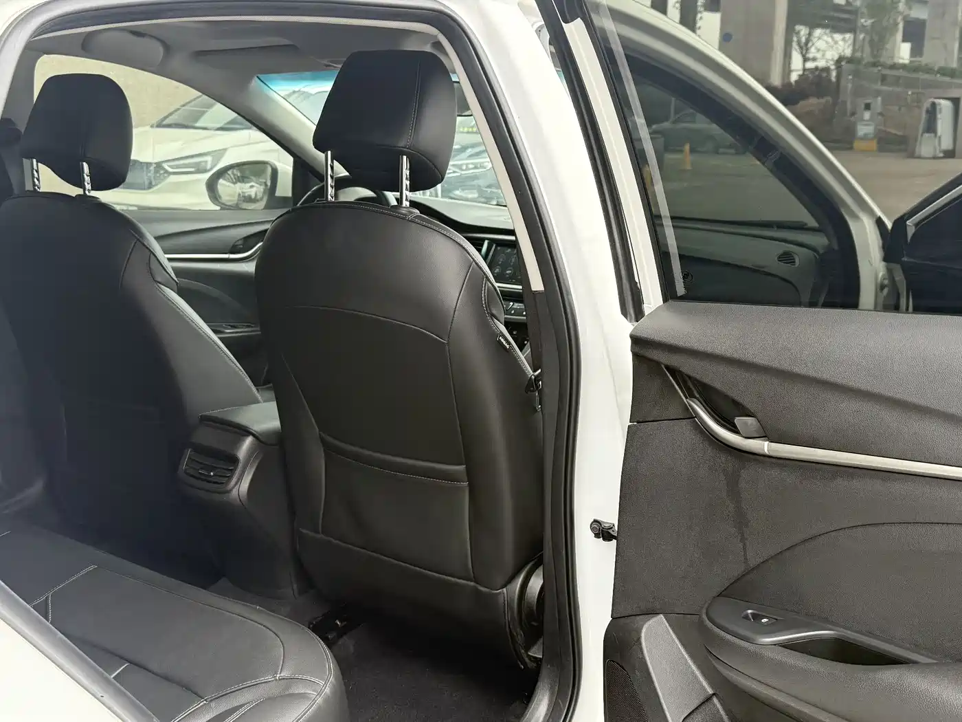Buick Excelle 2019 18T Auto Connected Elite China VI фото 8